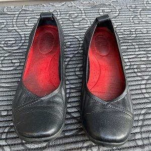 Naturalizer black flat loafer Mary Janes